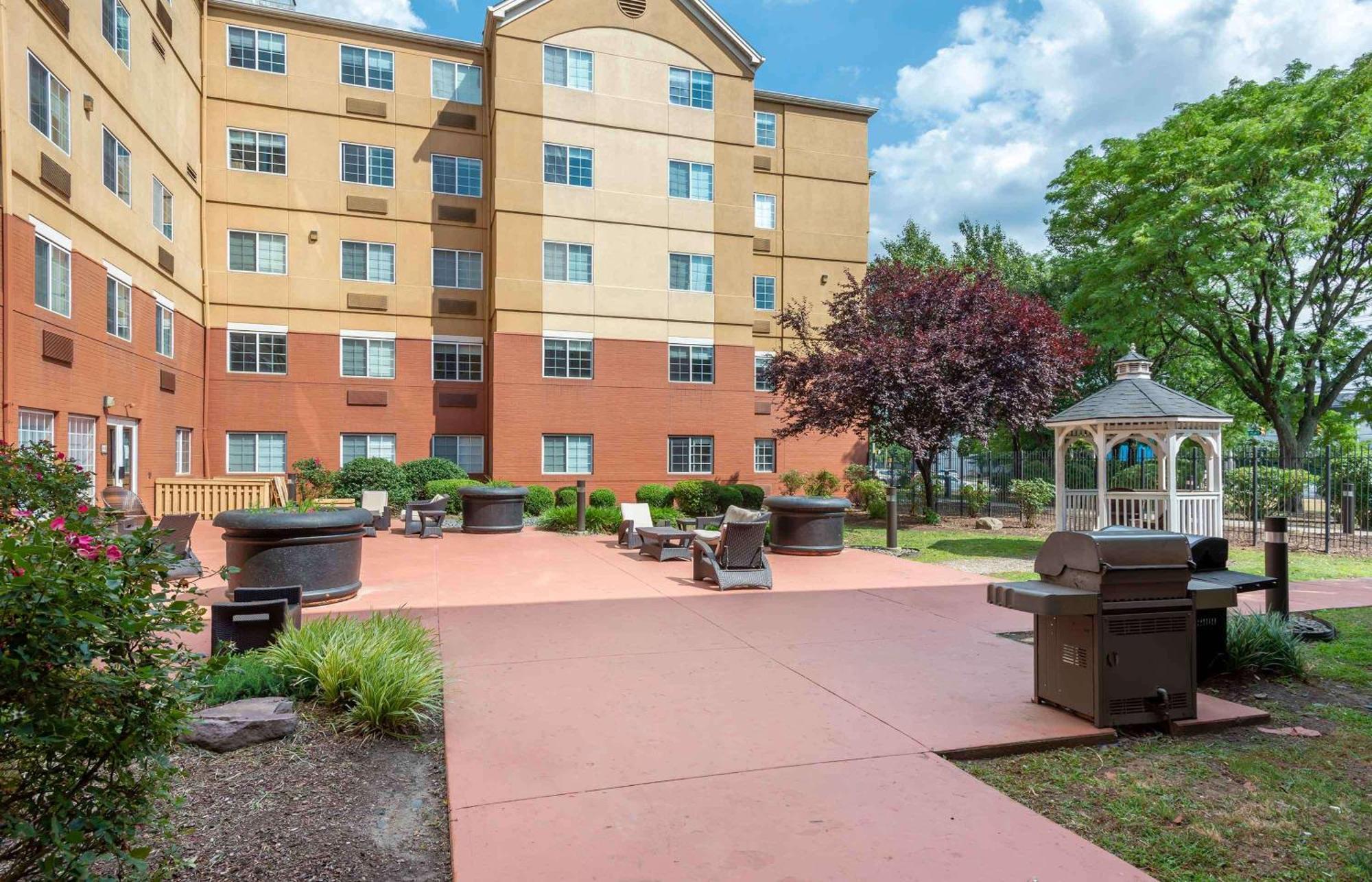Extended Stay America Suites - Secaucus - New York City Area Exteriör bild